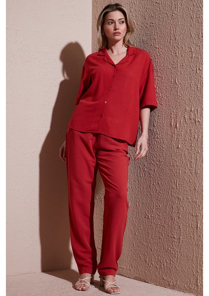 Relaxed Fit Normal Bel Düz Paça Pantolon Bayan Pantolon 25Y0550K1 fiyatları