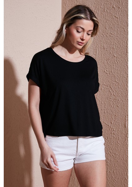 Comfort Fit Bisiklet Yaka Bluz Bayan Bluz 25Y0519K1 fiyatları