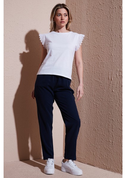 Comfort Fit Yüksek Bel Düz Paça Pantolon Bayan Pantolon 25Y0477K1 modelleri