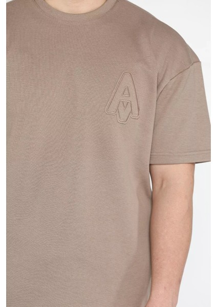 Bisiklet Yaka Nakışlı Erkek Tişört P-00015556 fırsatları