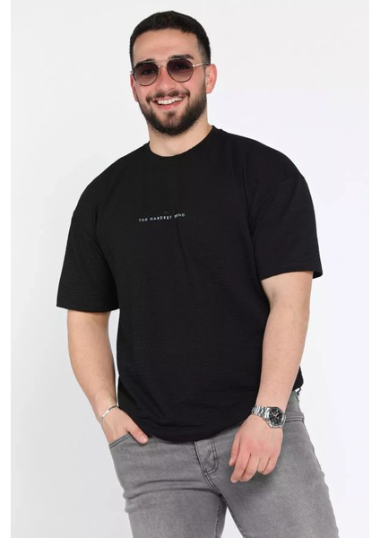 Erkek Silikon Yazı Baskılı Kendinden Desenli Tişört P-00015317
