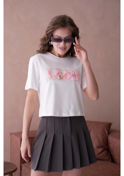 Look Yazı Aplikeli Basic T-Shirt modelleri