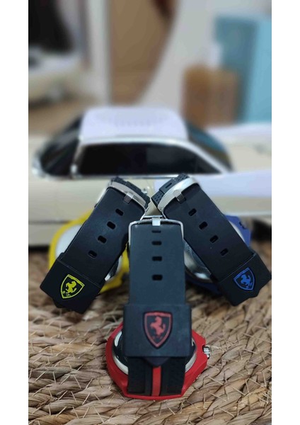 Ferari 3'ü Bir Arada Erkek Kol Saati