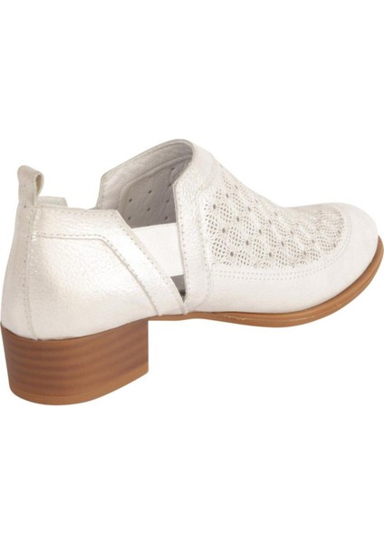 D25YA-7360 Kadın Deri Günlük Ayakkabı modelleri