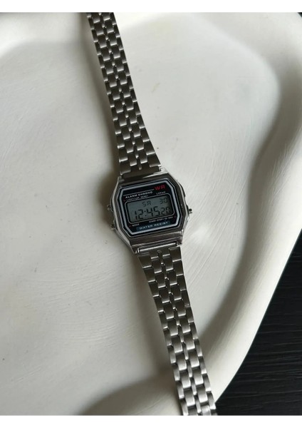 Ciana Retro Model Dijital Kadın Kol Saati modelleri