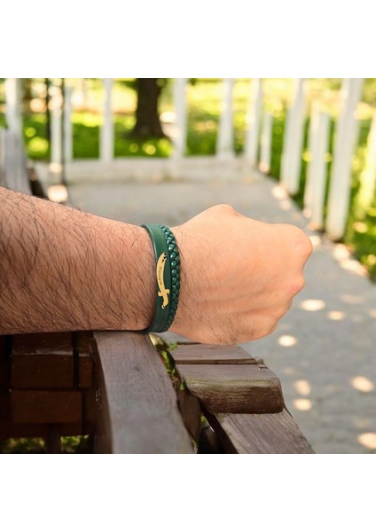 14 Ayar Altın Plakalı Kılıç Figürlü Özgün Derili Erkeklere Özel Isim Bilekliği-385İsim-YEŞIL fiyatları