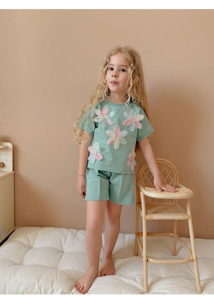 Yigit Butik Çiçek Işlemeli Şortlu Kız Çocuk Takım
