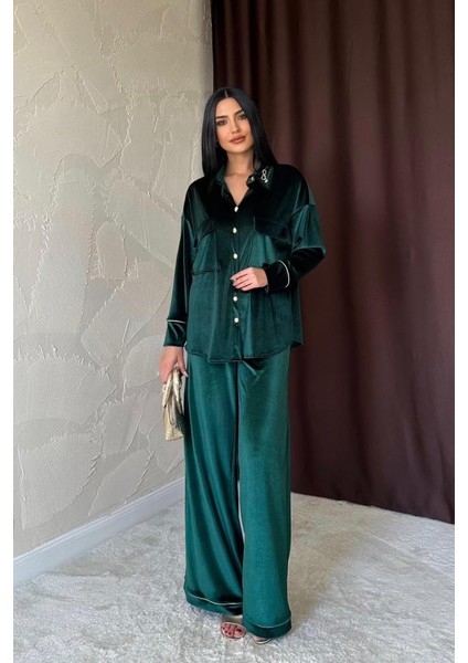 Zümrüt Kadife Biyeli Takım