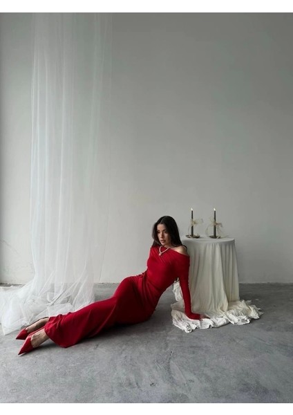 Kayık Yaka Uzun Kurdele Elbise