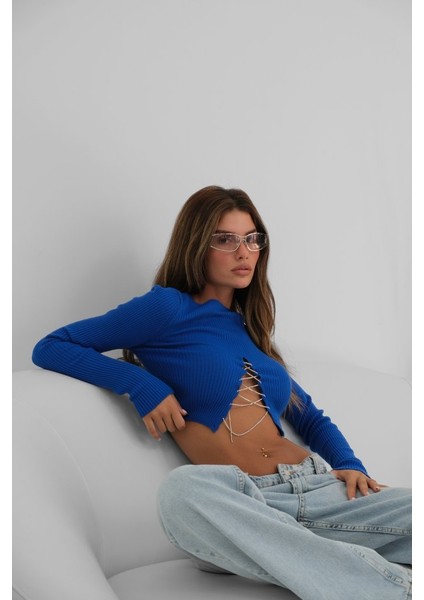 Taş Detay Triko Yaka Crop Bluz