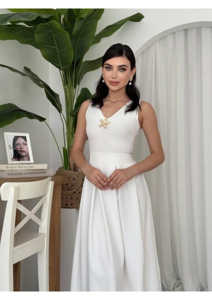 Late Yıldız Detaylı Elbise