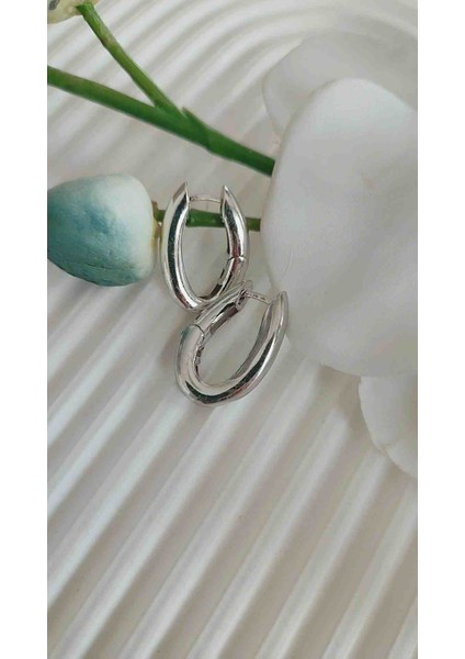 Çelik Burgu Model Halka Küpe Yeni Sezon Trend Model