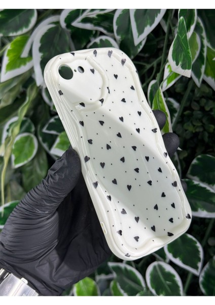 IPHONE 7 / 8 Uyumlu Mini Kalp Baskılı Desenli Silikon Kılıf