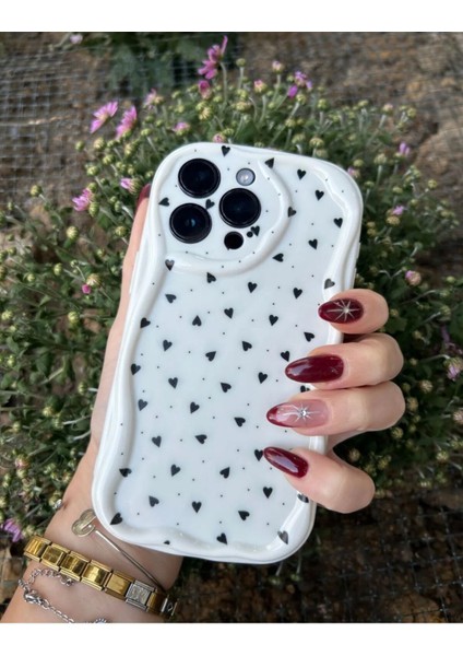 IPHONE 14 Pro Siyah Kalpler Baskı Desenli Silikon Kılıf