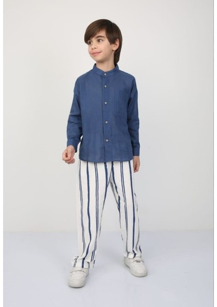Gömlekli Çizgili Pantolonlu Erkek Çocuk Takım