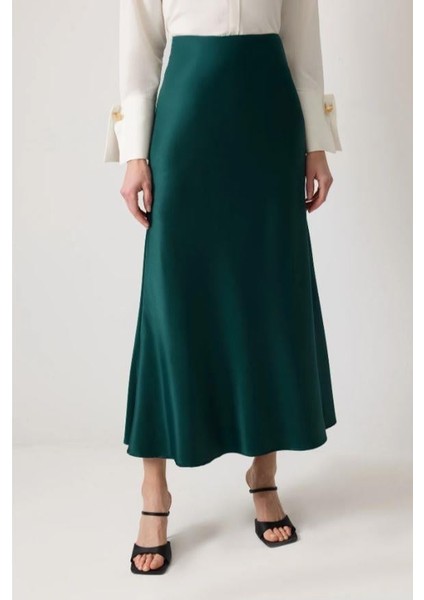 Basic Saten Etek Yeşil modelleri