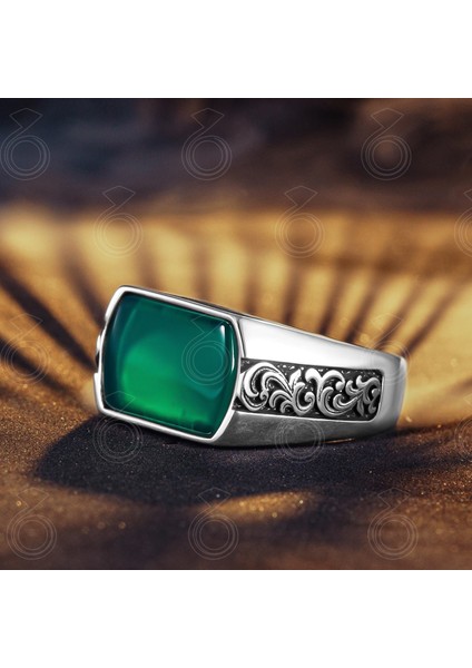925 Ayar Gümüş Özel Kesim Yeşil Akik Taşlı Erkek Yüzük