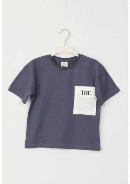 Erkek Çocuk Bisiklet Yaka Kapaklı Cep Detaylı T-Shirt fiyatları