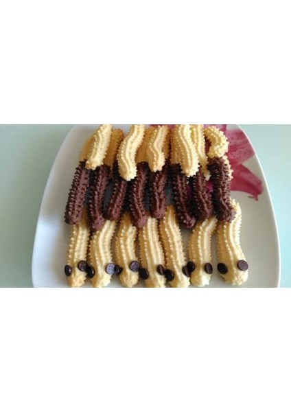 Plastik Gri Renk Tırtıl Kurabiye Kalıbı, Tırtıklı Şekilli Kek Pasta Krema Süsleme Aparatı Pastacılık Süsü Dekoru (Gri, 2 Adet)