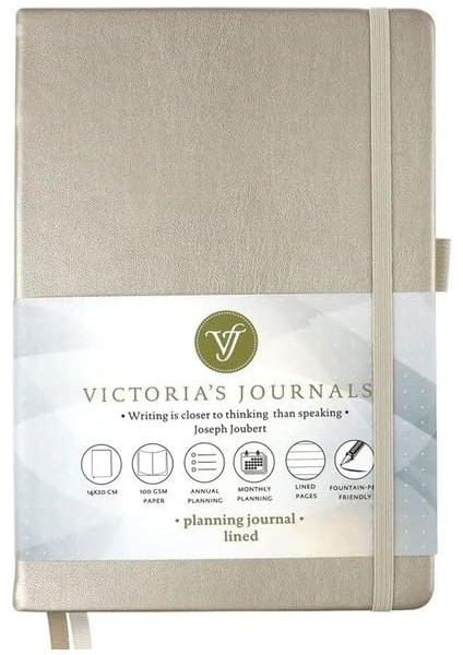 Venzi Sert Kapak Planlayıcı Defter, 14X20 cm 100 Gr. Krem 96 Yp.gümüş. Çiz.