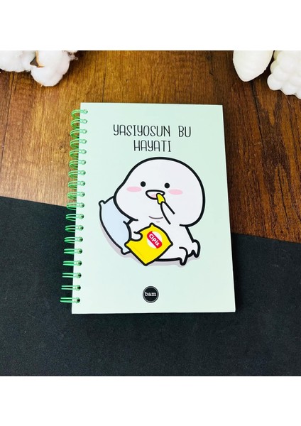 Yaşıyosun Bu Hayatı Tasarımlı Çizgili Spiralli Defter