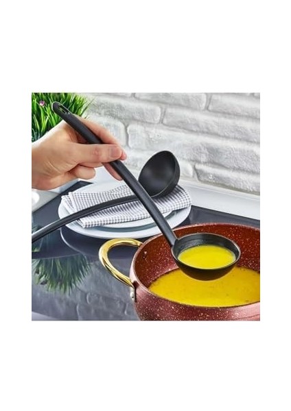 4 Parça Yanmaz Yapışmaz Teflon Kaplama Servis Seti Kepçe Kevgir Spatula Kaşık Plastik Servis Takımı