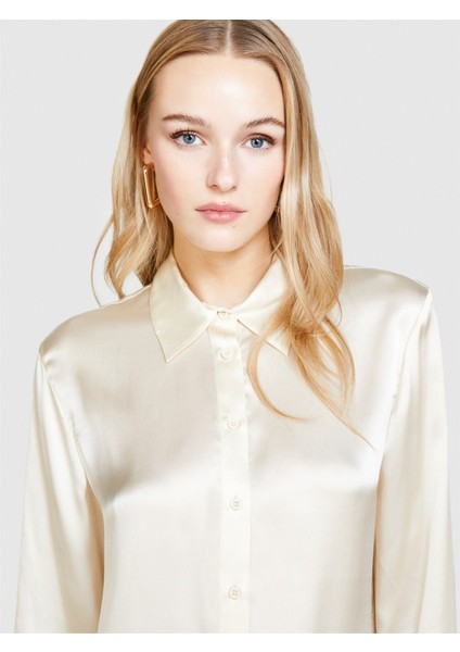 Sisley %100 Ipek Arkası Uzun Regular Fit Gömlek Kadın Bej Gömlek - 324P5Q6WLQ05E fiyatları