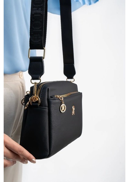 Kadın Siyah 3 Bölmeli Astarlı Ayarlanabilir Kolon Askılı Çapraz Omuz Çantası