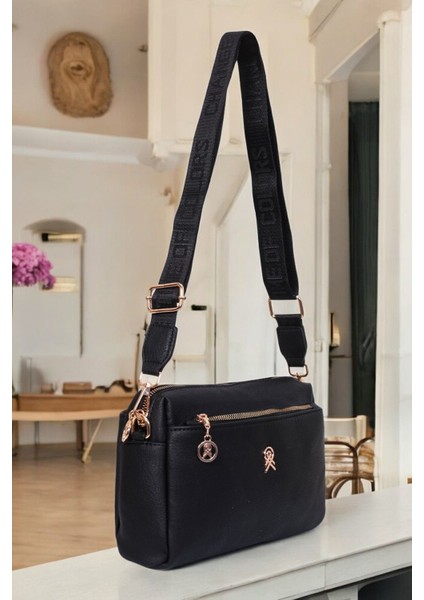 Kadın Siyah 3 Bölmeli Astarlı Ayarlanabilir Kolon Askılı Çapraz Omuz Çantası fırsatları