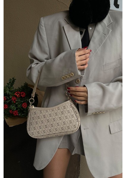 Farme Monogram Bej Baget Ve Çapraz Çanta modelleri