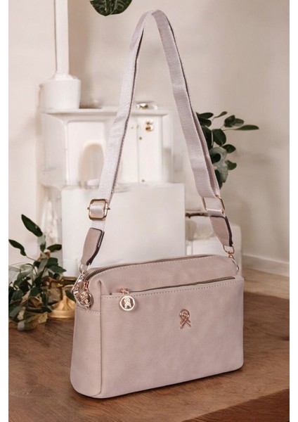 Kadın Vizon 3 Bölmeli Astarlı Ayarlanabilir Kolon Askılı Çapraz Omuz Çantası