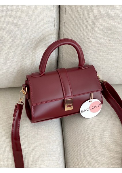 Mila Mıknatıs Detaylı Kadın Omuz Çantası