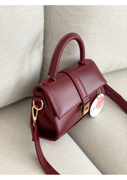 Mila Mıknatıs Detaylı Kadın Omuz Çantası modelleri