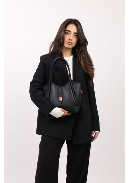 Siyah Kilit Detaylı Makyaj Çantalı Uzun Askılı Kadın El Omuz Ve Çapraz Çanta fırsatları