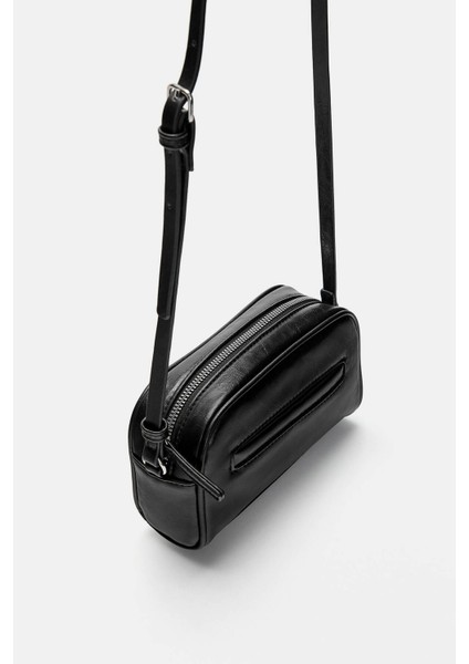 Çapraz Askılı Basic Çanta modelleri