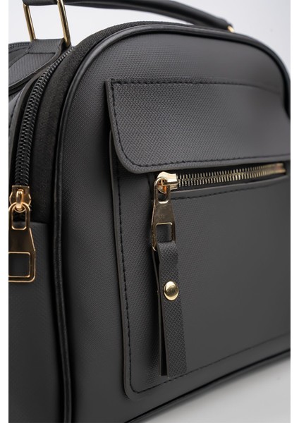 Kadın Siyah Lacost Deri 3 Bölmeli Ayarlanabilir Askılı El Ve Omuz Çantası fiyatları