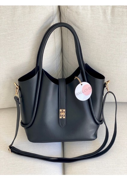 Yavru Çanta Ekstralı Önü Kilit Detaylı Siyah Kadın Omuz Çantası modelleri