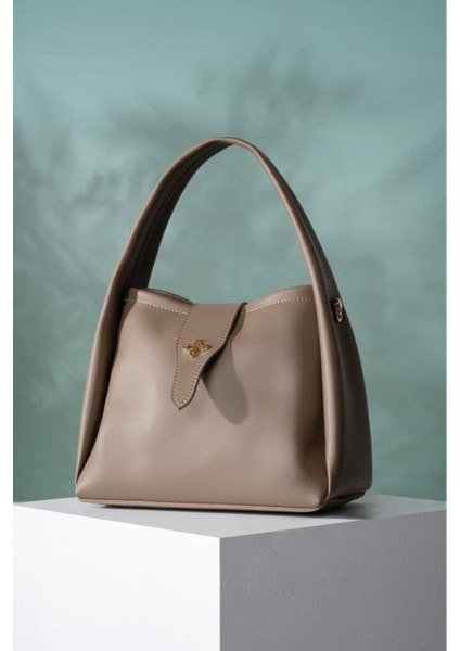 Kadın El Ve Omuz Çantası