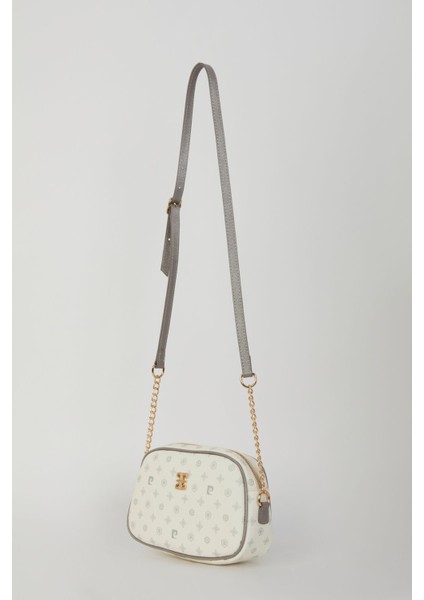 Beyaz Monogram Kadın Omuz Çantası 05PO22Y1543 modelleri