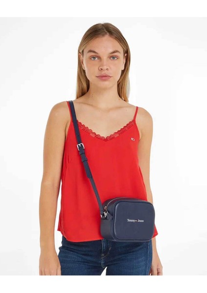 Kadın Marka Logolu Ayarlanabilir Omuz Askılı Şık Görünüşlü Gündelik Kullanıma Uygun Lacivert Omuz Ç fiyatları