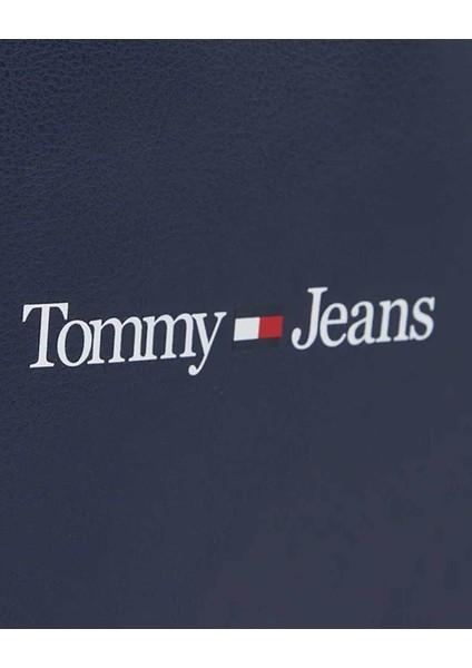 Kadın Marka Logolu Ayarlanabilir Omuz Askılı Şık Görünüşlü Gündelik Kullanıma Uygun Lacivert Omuz Ç modelleri