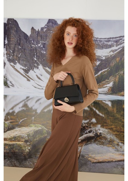 Siyah Floater Kadın Omuz Çantası 05PO22K1598