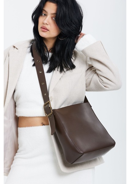 Kemer Detaylı Dante Kadın Çapraz Çanta Kahverengi