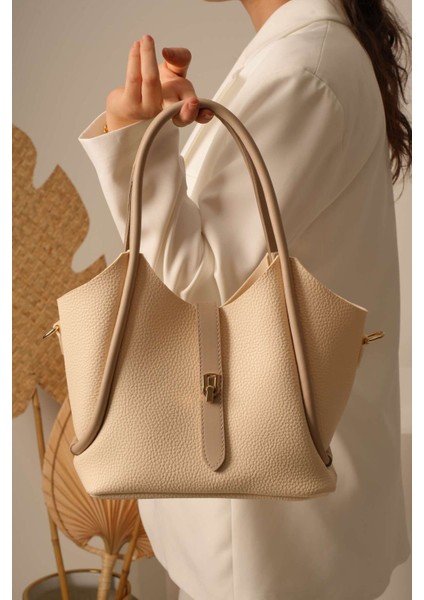 Krem Yavrulu Deri Omuz Çantası Sara