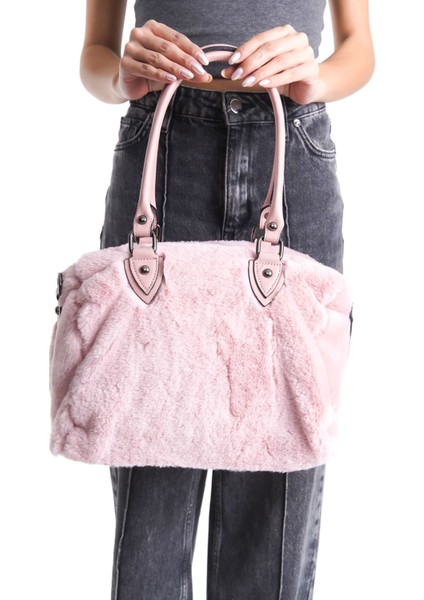 Kadın Peluş Model Orta Boy Kulplu Ve Askılı Salaş El Ve Omuz Çantası fırsatları