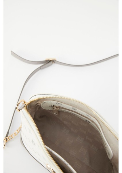 Beyaz Monogram Kadın Omuz Çantası 05PO22Y1529 indirimleri