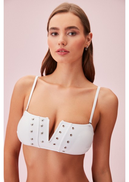 Bianca V Yaka Boncuk Detaylı Bandeu Bikini Üst
