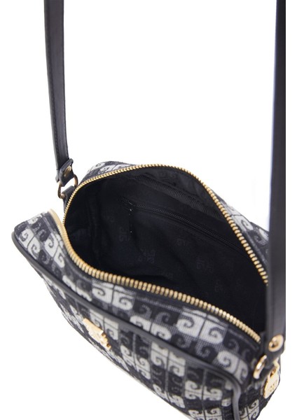 Siyah Kadın Omuz Çantası 05PO22K1802 indirimleri