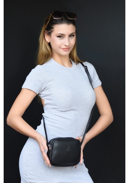 Jara Kadın Orijinal Mini Çapraz Ayarlanabilir Askılı El, Kol ve Omuz Çantası