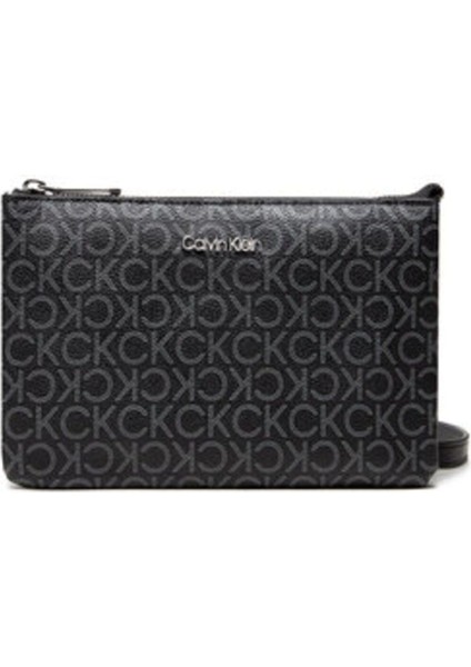 Siyah Ayarlanabilir Askılı Omuz Çantası - Şık Ve Günlük Kullanıma Uygun